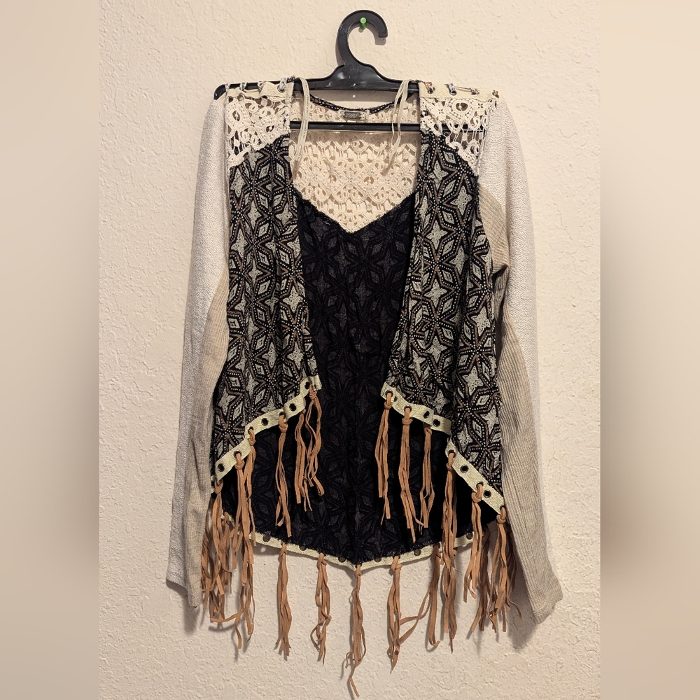 BKE Bohemian Fringe Cardigan Sweater - Black and Cream Size S